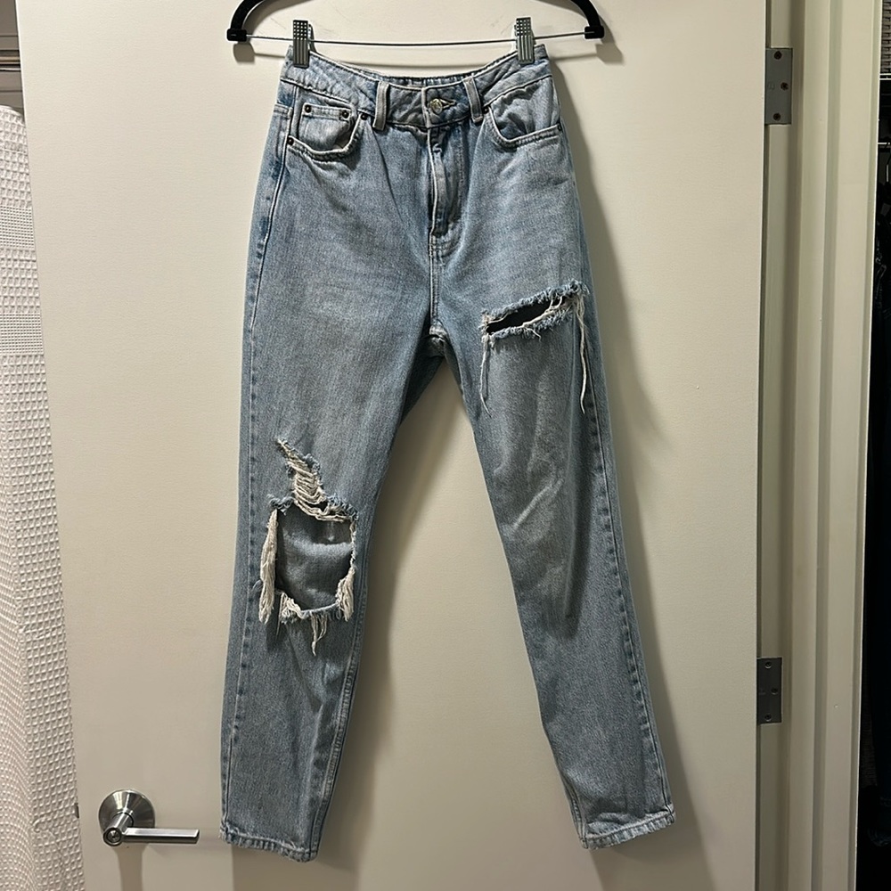 TOPSHOP High Waisted Mom Jeans